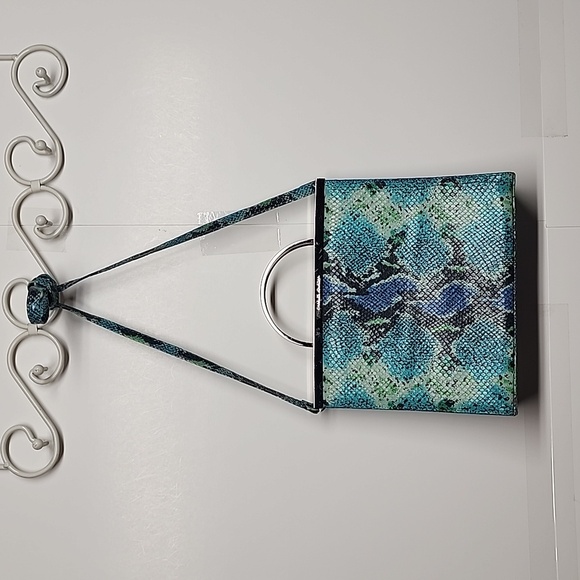 Charles Jourdan Handbags - Charles Jourdan VINTAGE blue green gray reptile print silver hardware purse.boho